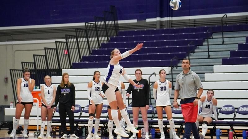 Warriors Battle Bemidji State Before Falling in Four Sets