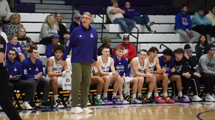 Winona State Men’s Basketball Looks to Turn Experience Into Success in 2026-27