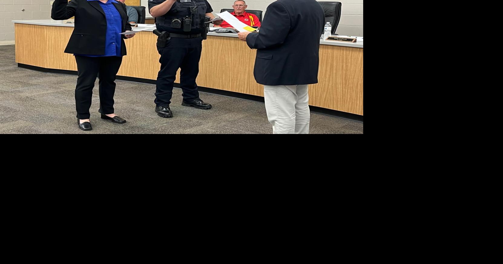 Clear Lake Police Department swears in new officers