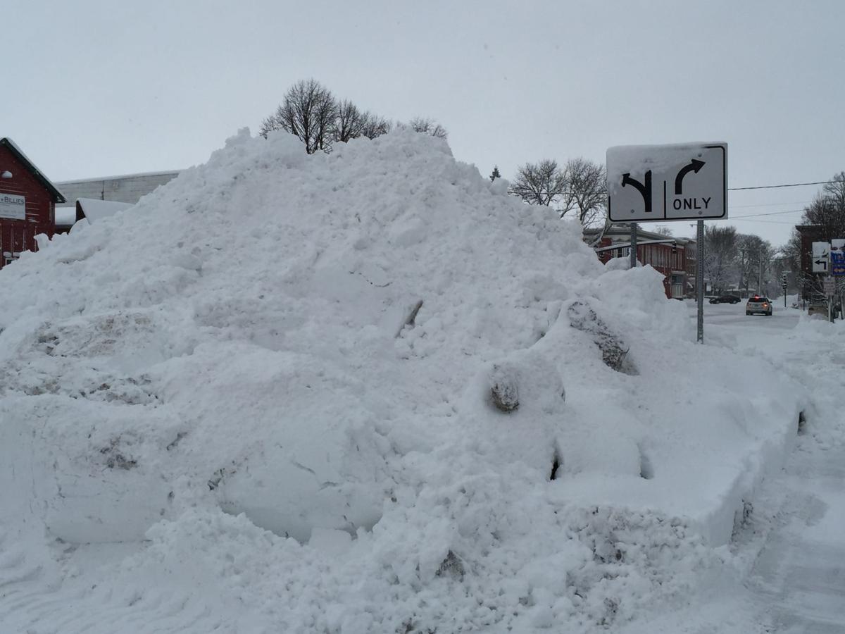Kids Help Neighbors Dig Out Of Record Breaking Mason City Snow