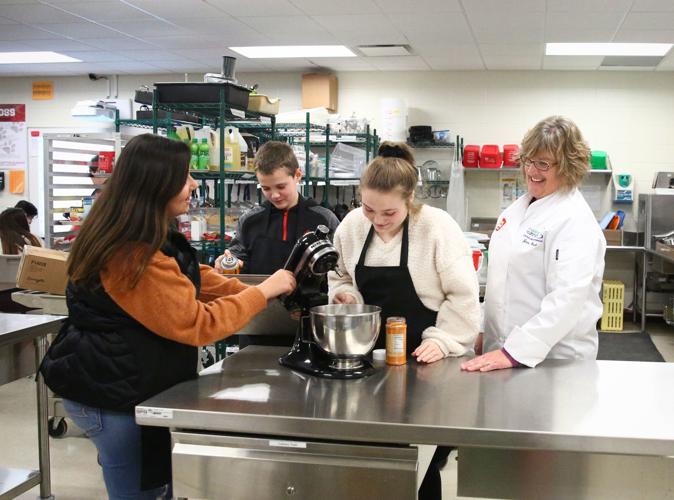 HamptonDumont HS teacher named Iowa ProStart Educator of Excellence