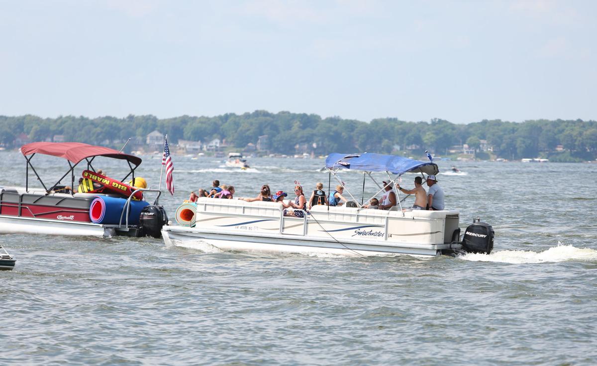 Clear Lake S Fourth Of July Boat Parade May Return In 2021 Latest News Globegazette Com
