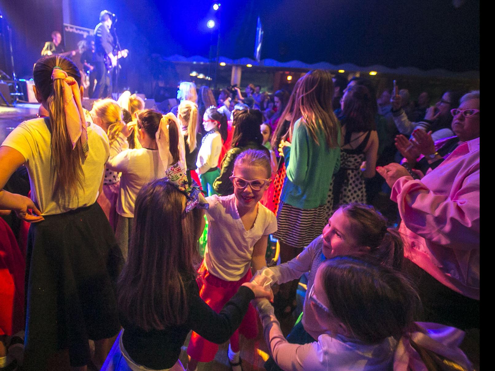 Clear Lake S Surf Ballroom Announces 2019 Winter Dance Party Lineup With Photos Local Entertainment Globegazette Com John mueller performing hey buddy at the riverside ballroom, jan. clear lake s surf ballroom announces