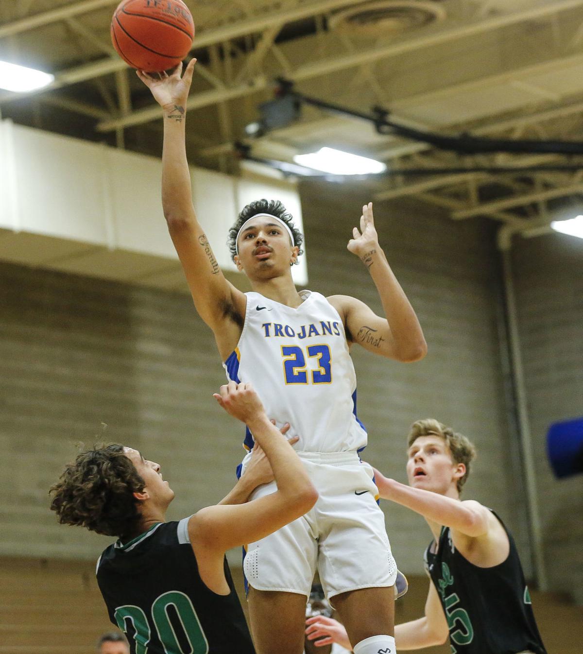 Niacc Men S Basketball Ranked No 1 Women Move Up To No 2