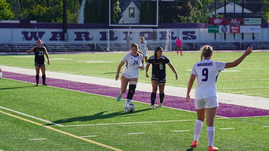Warriors Fall in Second Half to Jamestown 2-1
