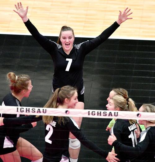 Osage vs Tipton state volleyball 1