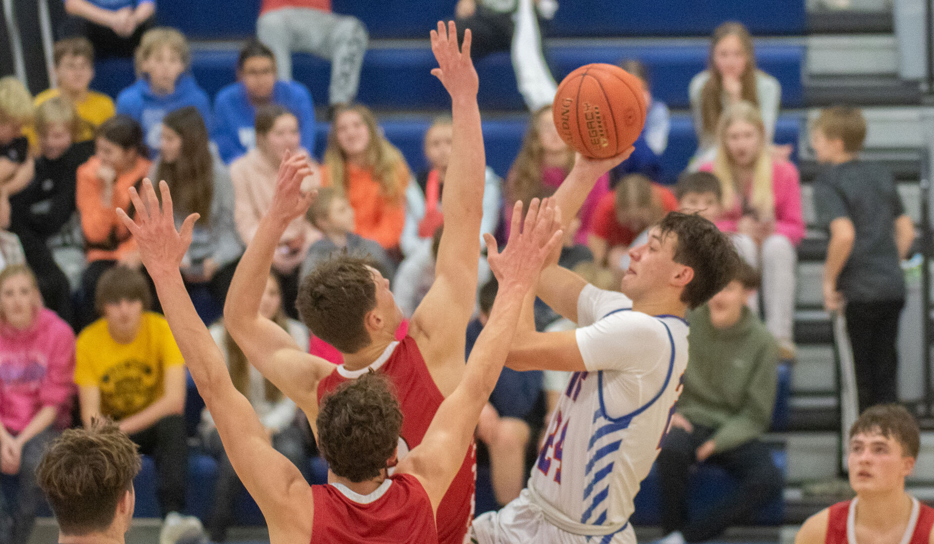 Saint Ansgar Holds Off Late Northwood-Kensett Run For Win