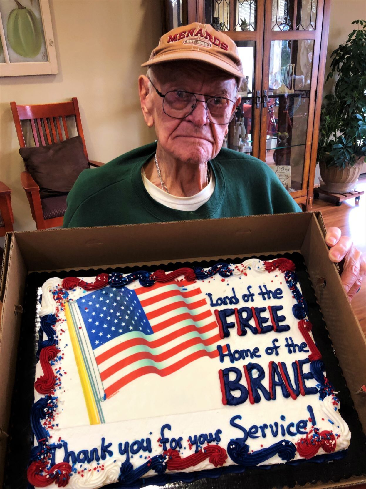 Veterans Day cake | Patriotic cake, Cake design, Holiday cakes