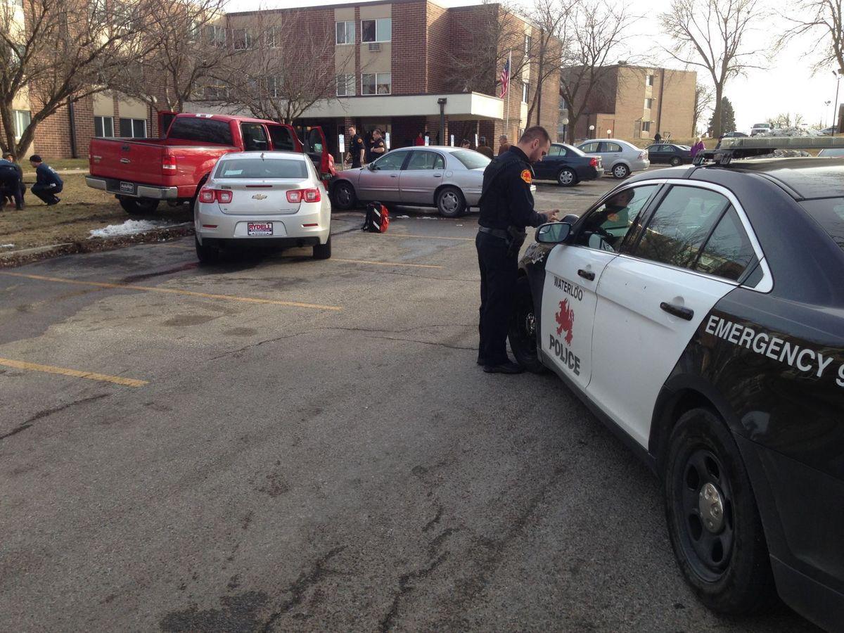 Iowa driver flees police, crashes pickup with children inside Iowa