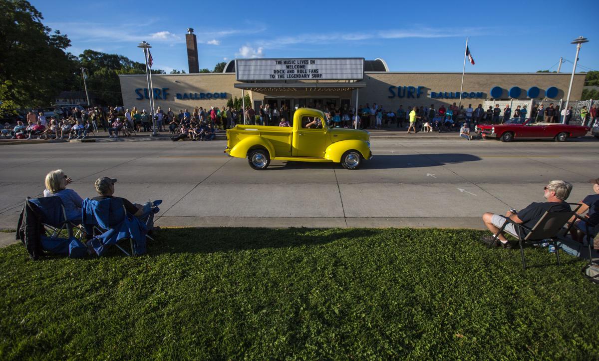 Photos: Clear Lake Classic Cars Cruise | Mason City ...