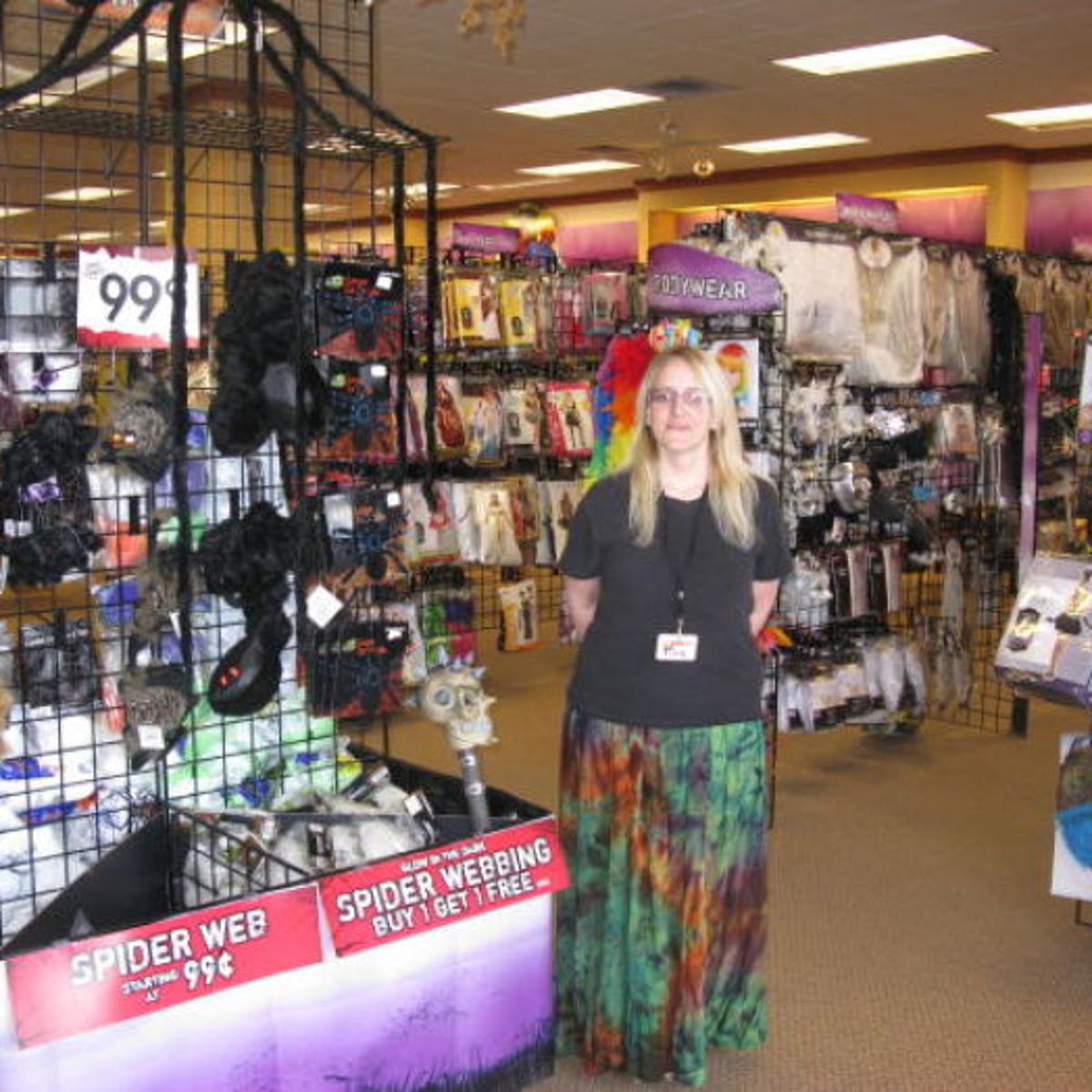Halloween City opens in former Fashion Bug Mason City & North Halloween City opens in former Fashion Bug Mason City & North