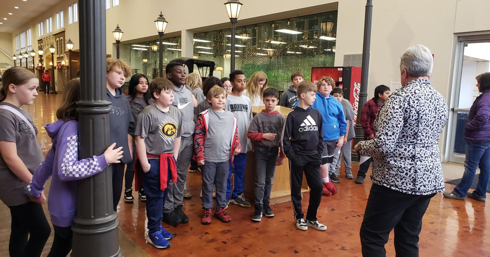 Lincoln Intermediate students visit Music Man Square - Vimarsana News