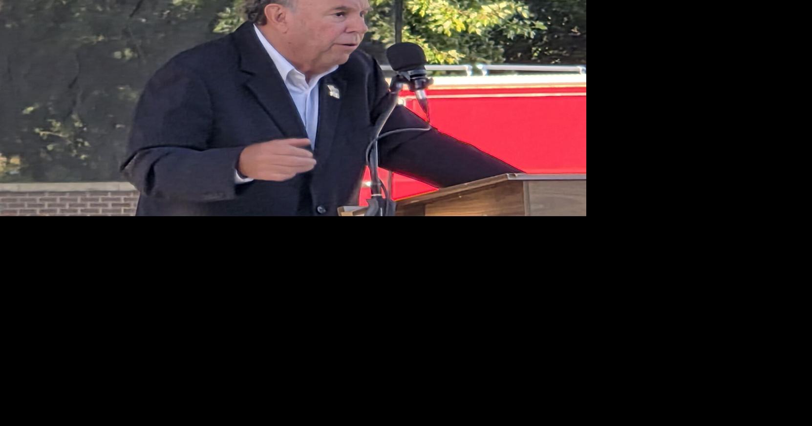 Clear Lake 9/11 ceremony features speech by FDNY member trapped in WTC debris