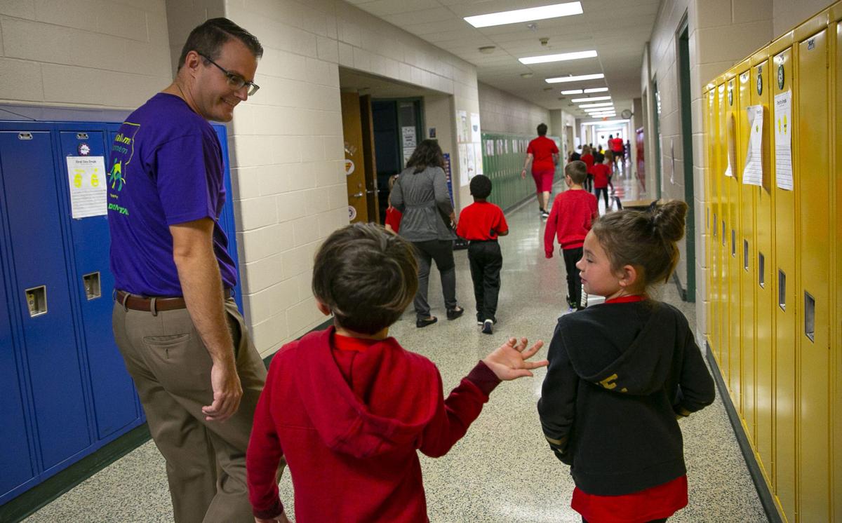 Lt. Gov. Gregg walks with Harding Elementary students to promote health