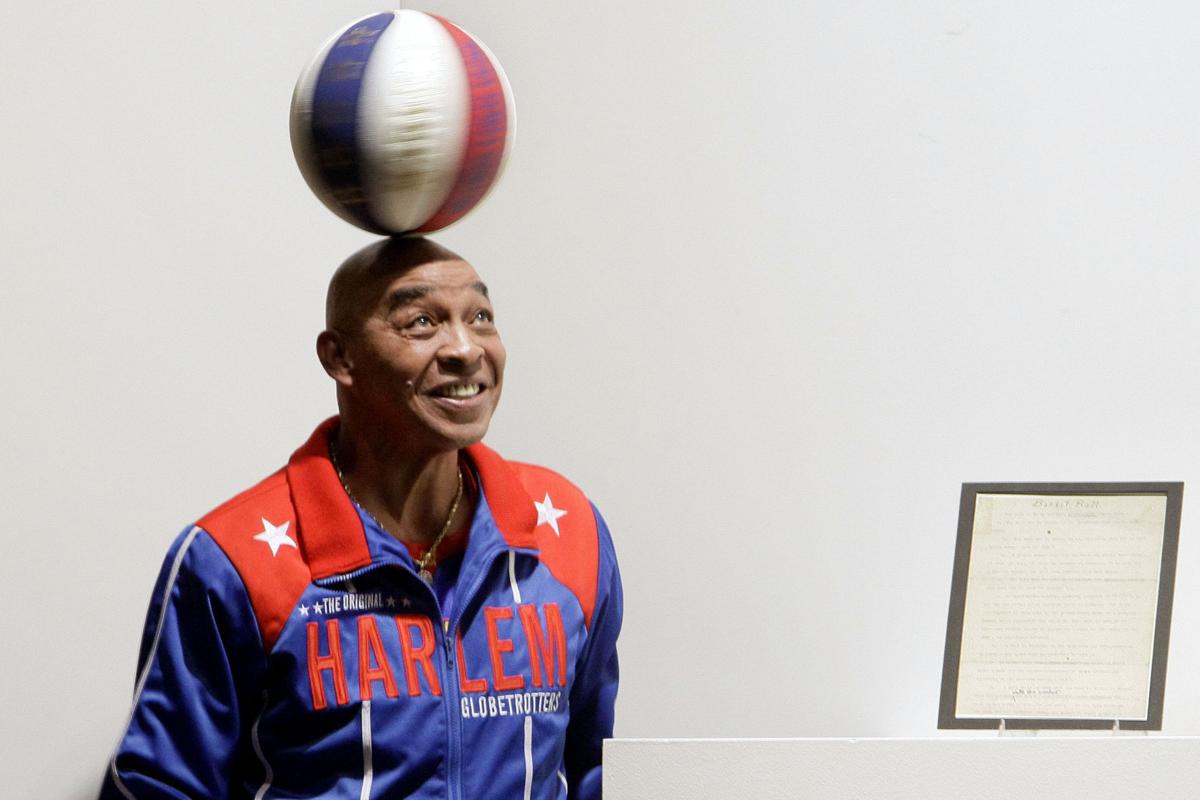 Photos Remembering Harlem Globetrotters Curly Neal 1942 2020