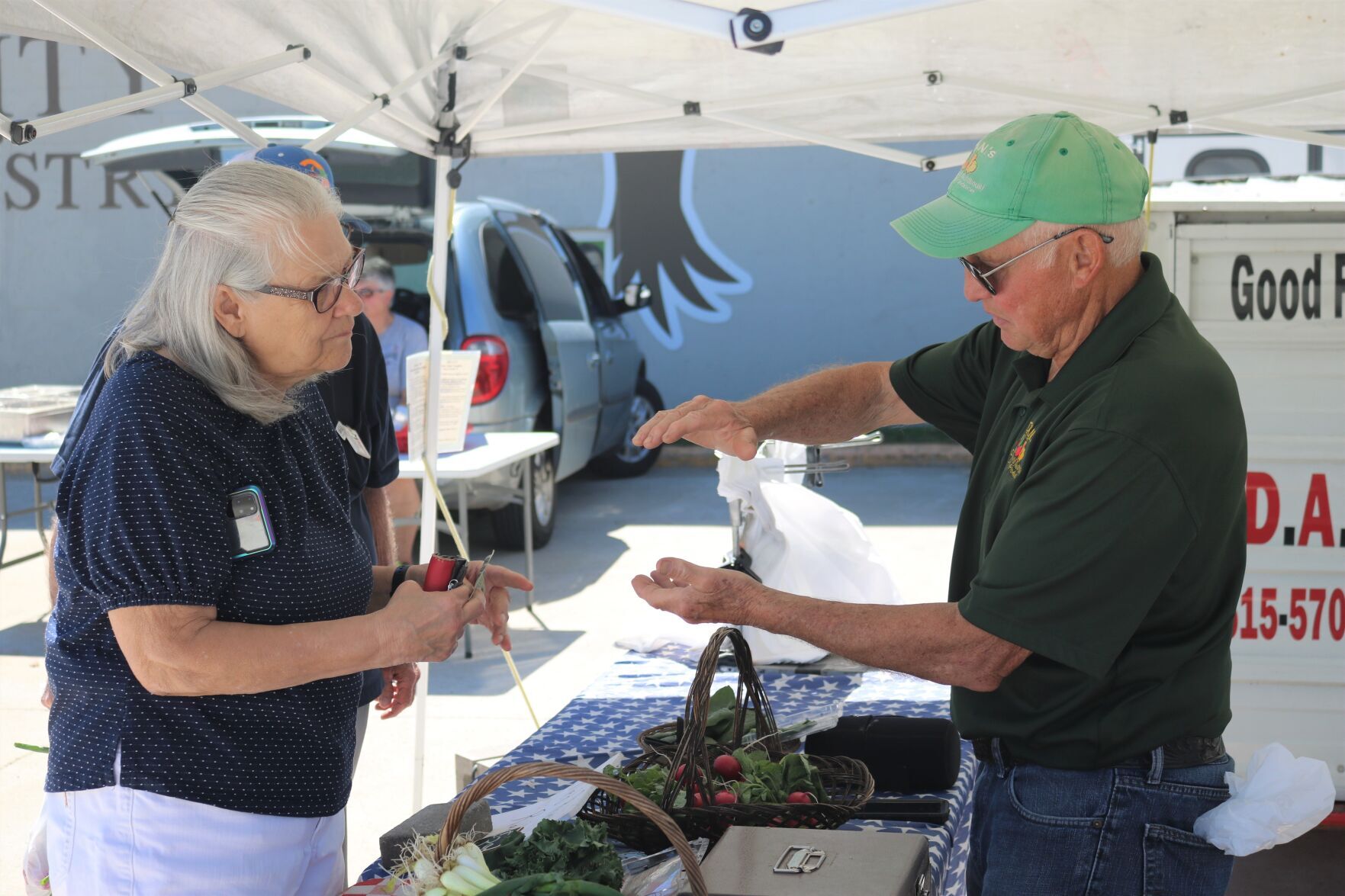 Weekly farmers' market opens for season, thrives in downtown