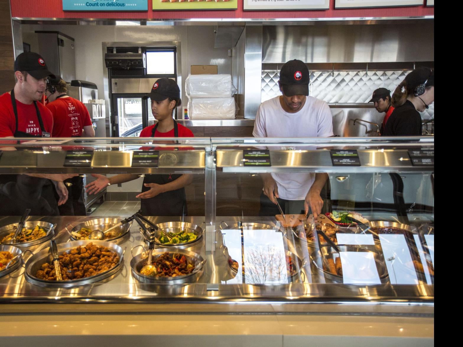 Panda Express Opens In Mason City Mason City North Iowa Globegazette Com
