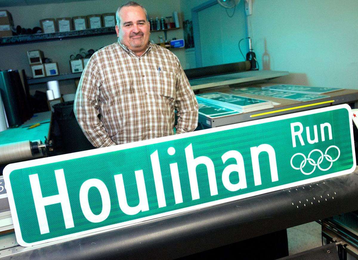 Houlihan Run Sign