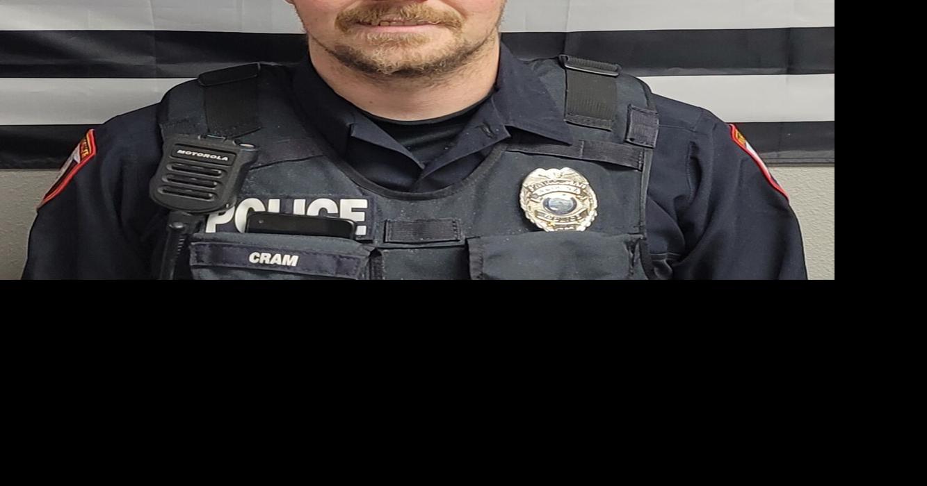 Algona man accused of shooting police officer