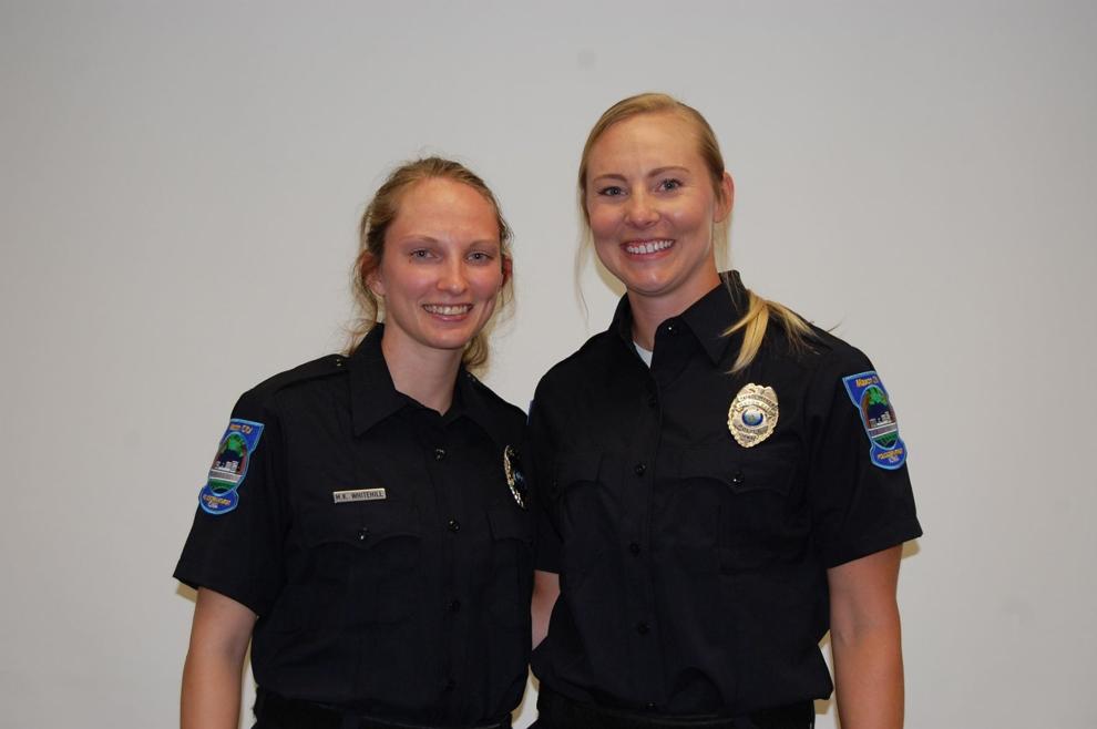 Mason City Police Department swears in two new recruits,
