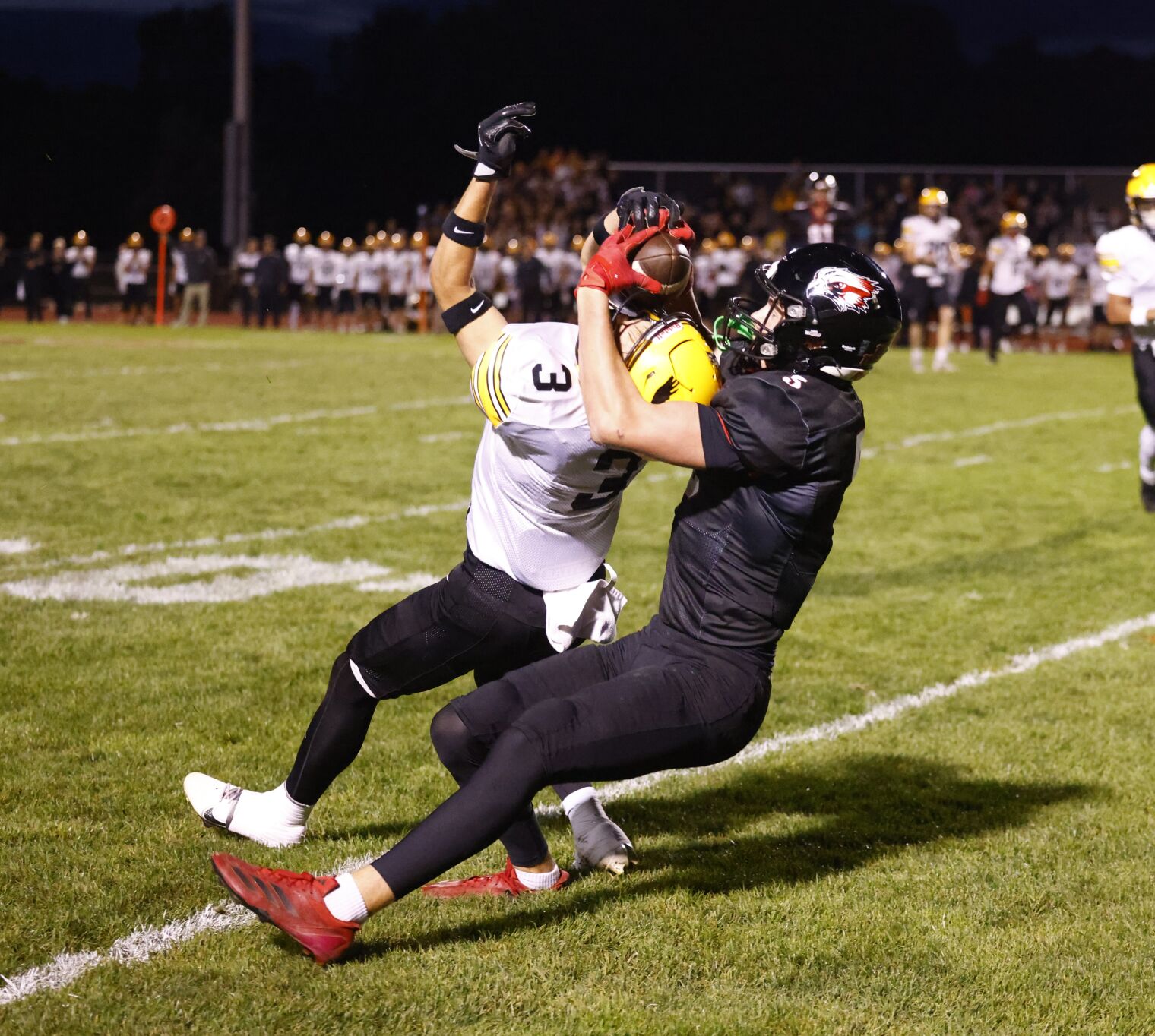 High School Football: Mason City Waverly-Shell Rock