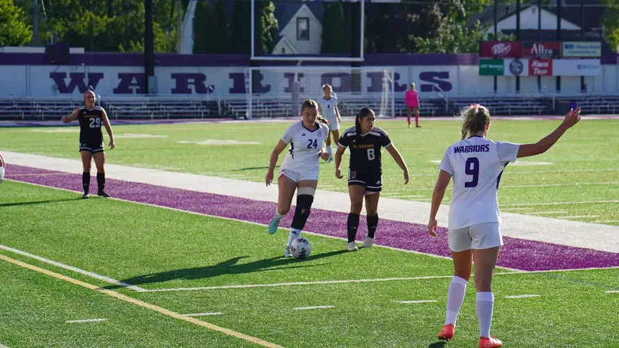 Warriors Fall in Second Half to Jamestown 2-1