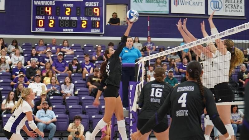 Warriors Show Fight in Competitive Match Against No. 12 Southwest Minnesota State