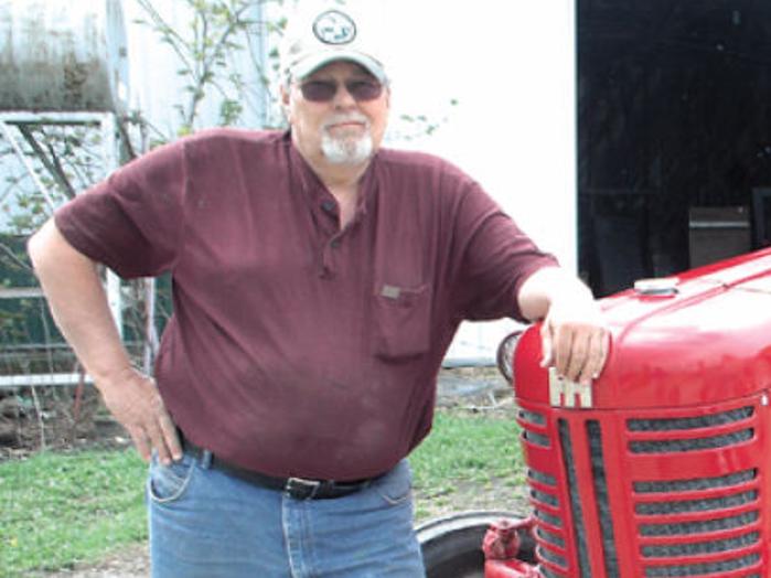 Roby And His 1955 International Gear Up For Kglo Tractor Ride Mitchell County News Globegazette Com