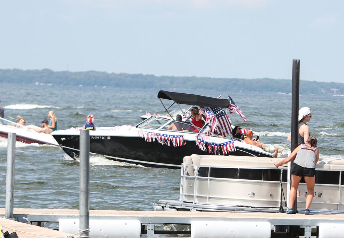 Clear Lake S Fourth Of July Boat Parade May Return In 2021 Latest News Globegazette Com