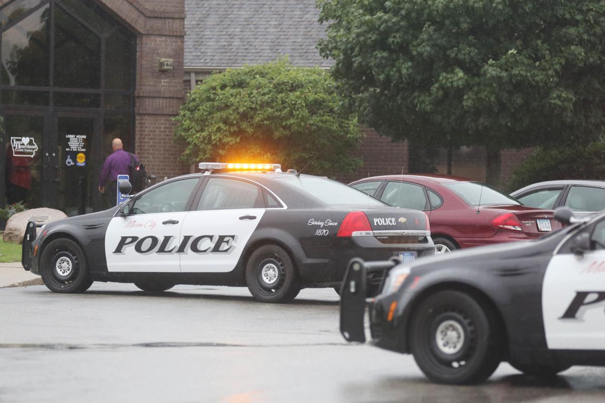 Mason City police seek credit union robber Mason City & North Iowa