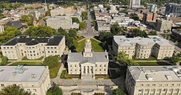 Iowa universities see flat state funding again, new course mandates