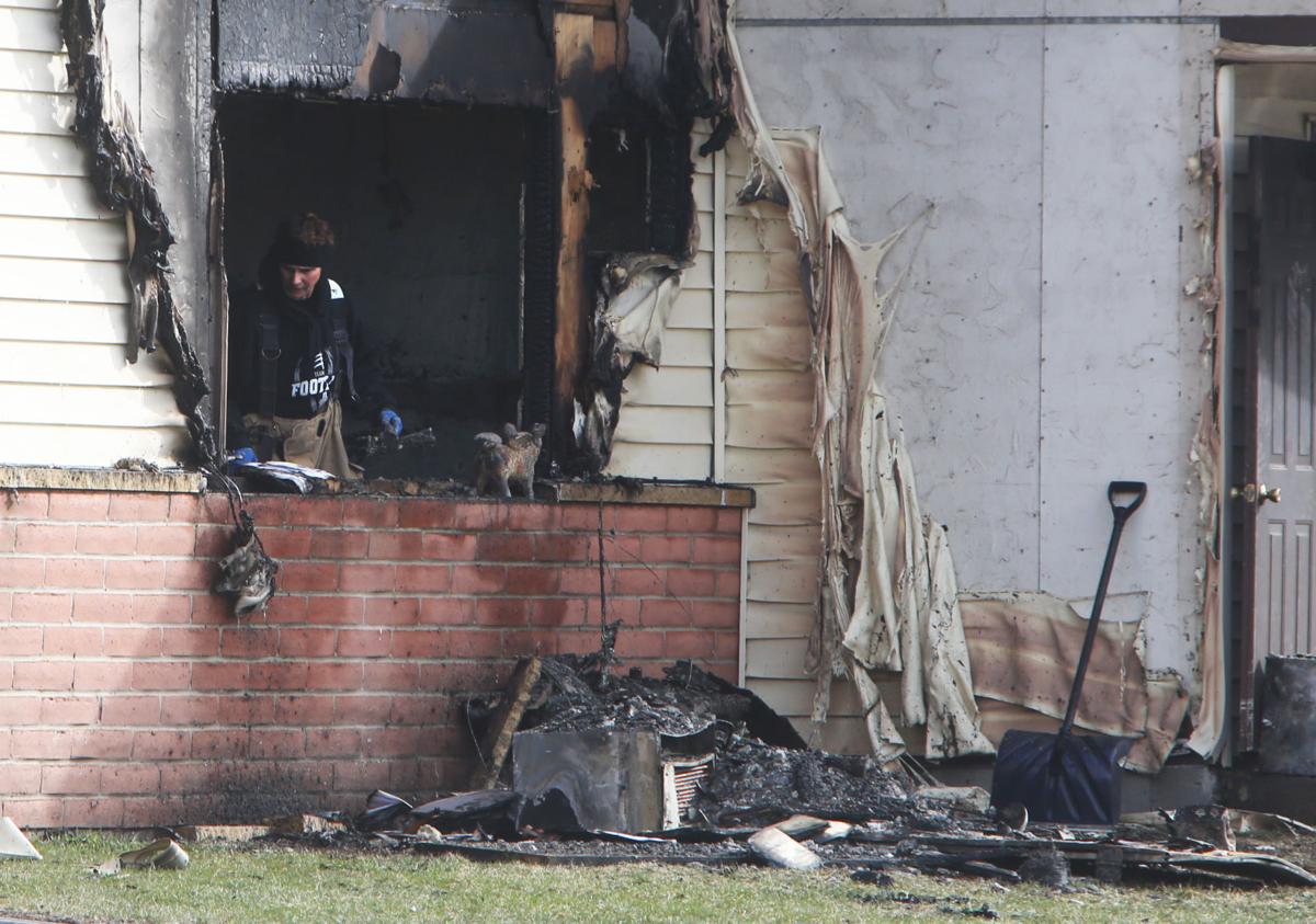 Officials interviewing witnesses to Britt fire Mason City & North