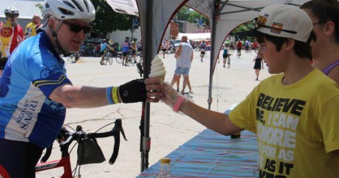 WH middle schoolers serve RAGBRAI