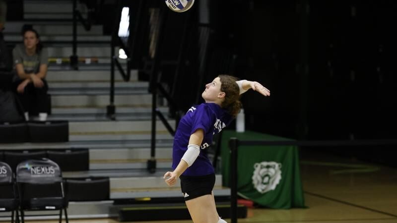 Warriors Drop Three-Set Match at No. 2 Wayne State