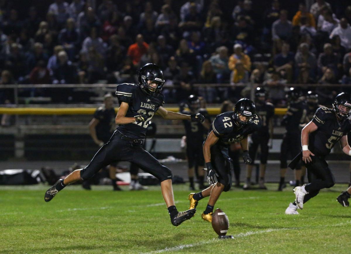 Clear Lake Football Dominates Osage In Opening Game