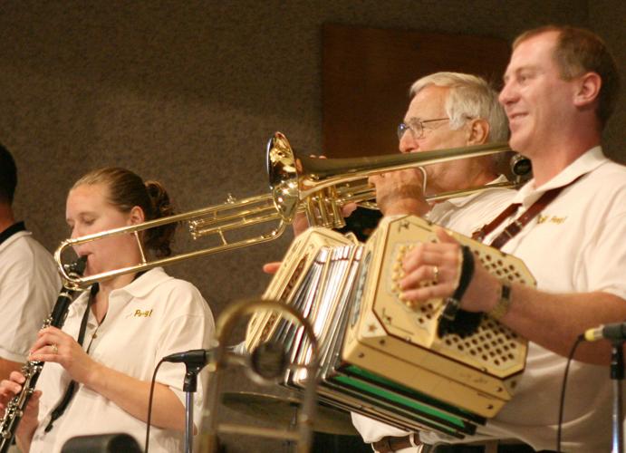 Maleks Fishermen Band