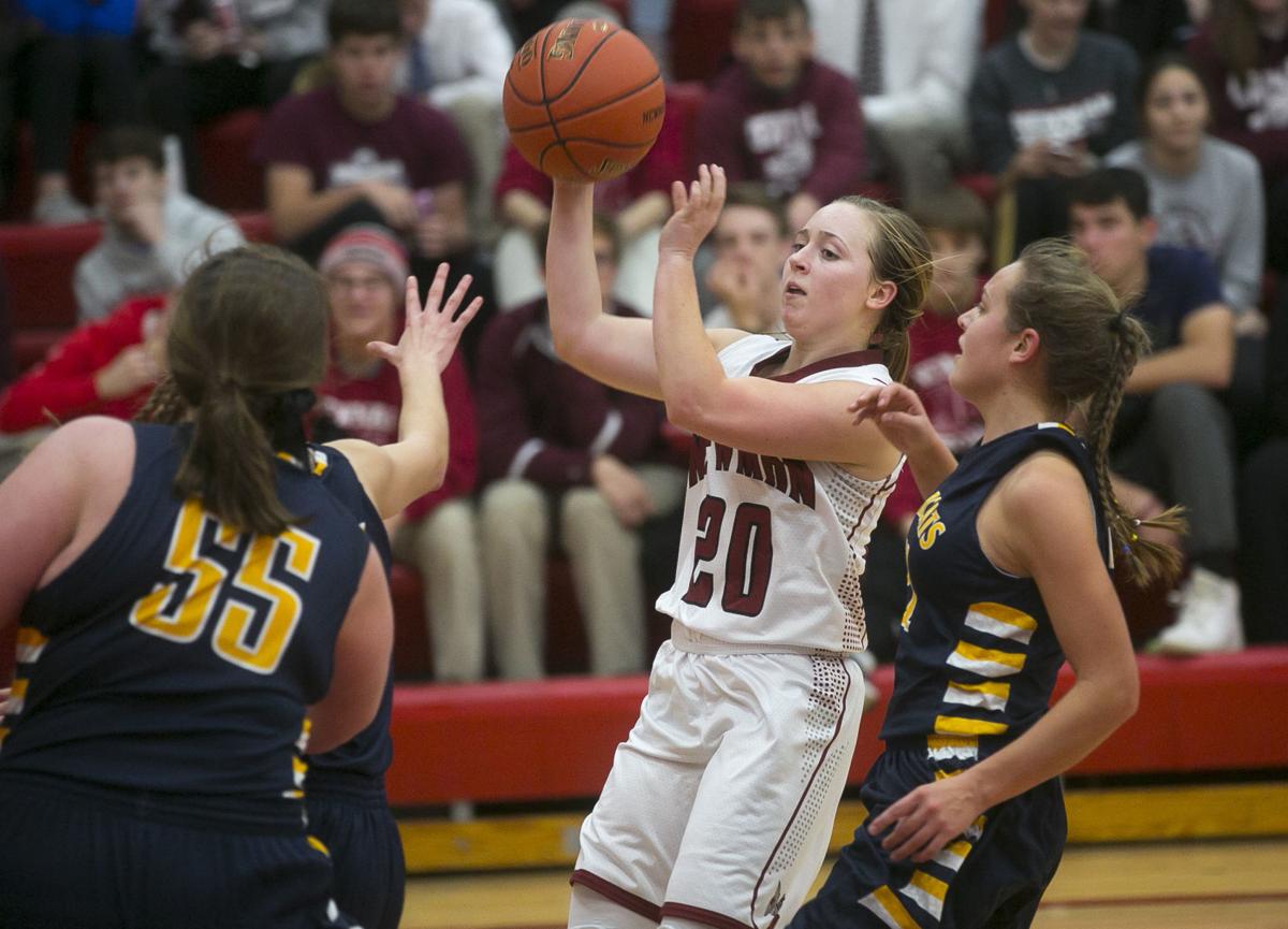 High School Girls Basketball Thompson Scores 14 As Newman