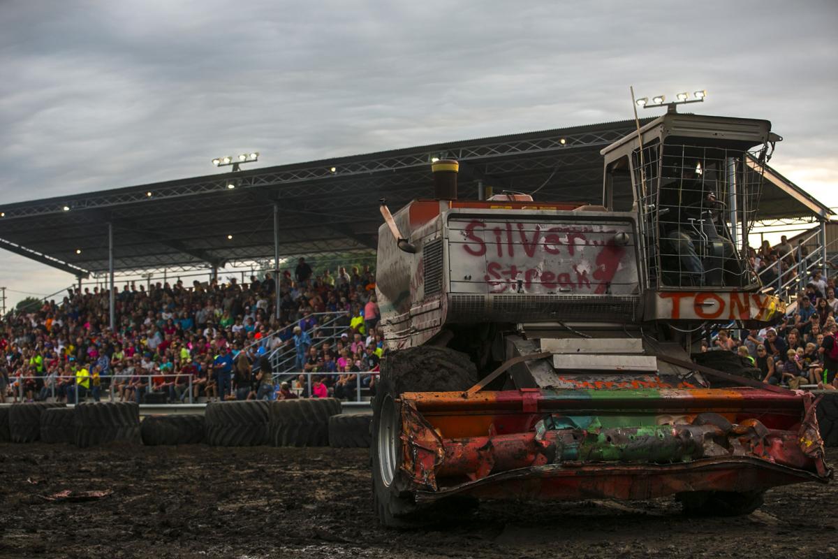 Photos Mitchell County Fair Combine Demolition Derby Mason City