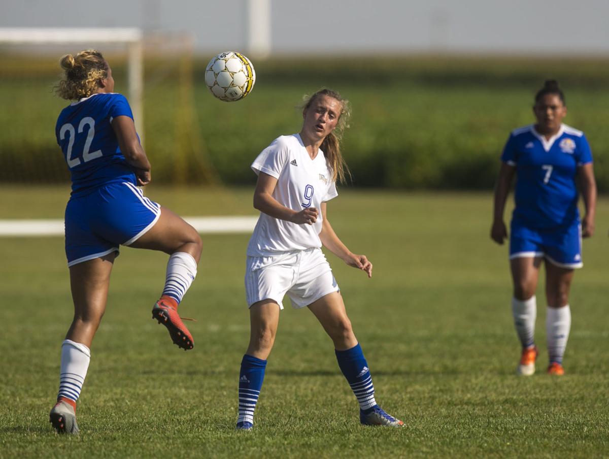 Soccer NIACC M/W 10