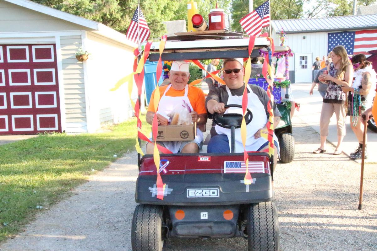 Hobo Days Golf Cart Parade News Globegazette Com