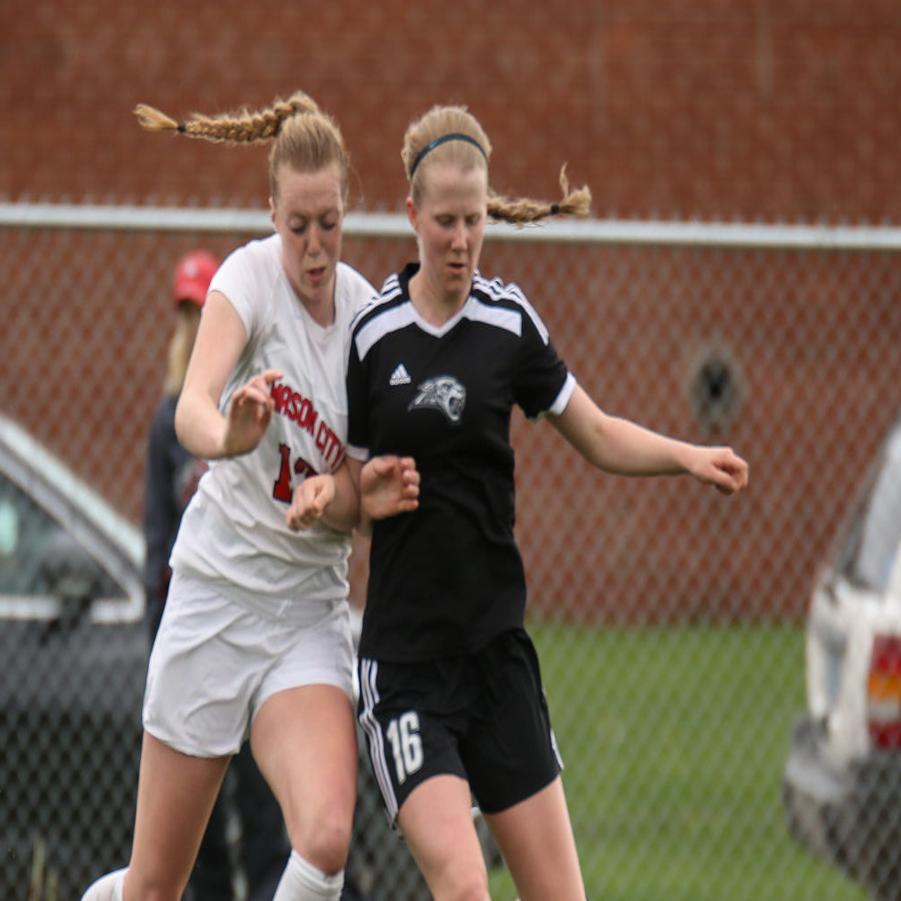 Mason City Falls In Final Home Game Vs Ankeny Centennial North