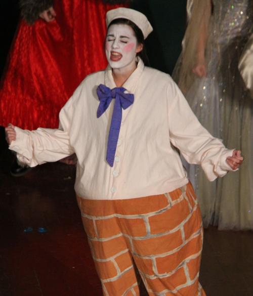 Shrek The Musical Humpty Dumpty Globegazette Com All the king's horses and all the king's men couldn't put humpty together again. shrek the musical humpty dumpty