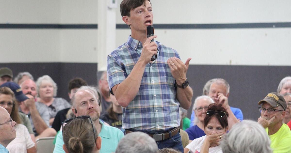 ‘Looking for change:' Iowa voters, including Republicans, responding to Sand During 3 campaign events on one day this week, Democratic gubernatorial candidate Rob Sand made impressions on hundreds of Iowans, including some Republicans Erin Murphy Lee-Gazette Des Moines Bureau Aug 2, 2026 1 min ago 9 min to read