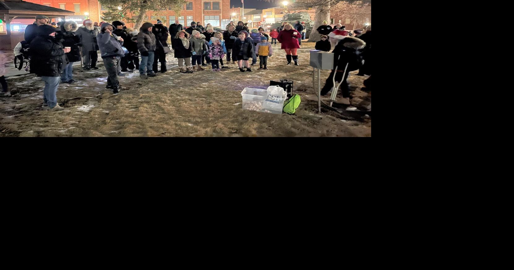 Community members braved cold for Forest City tree lighting ceremony on Dec. 5
