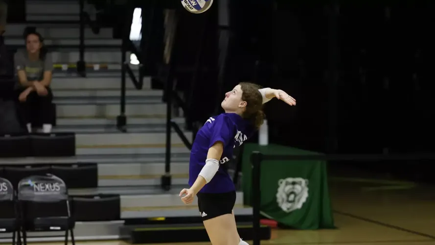 Warriors Drop Three-Set Match at No. 2 Wayne State