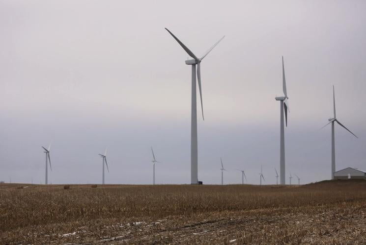 Landowners air concerns about wind farms in Cerro Gordo
