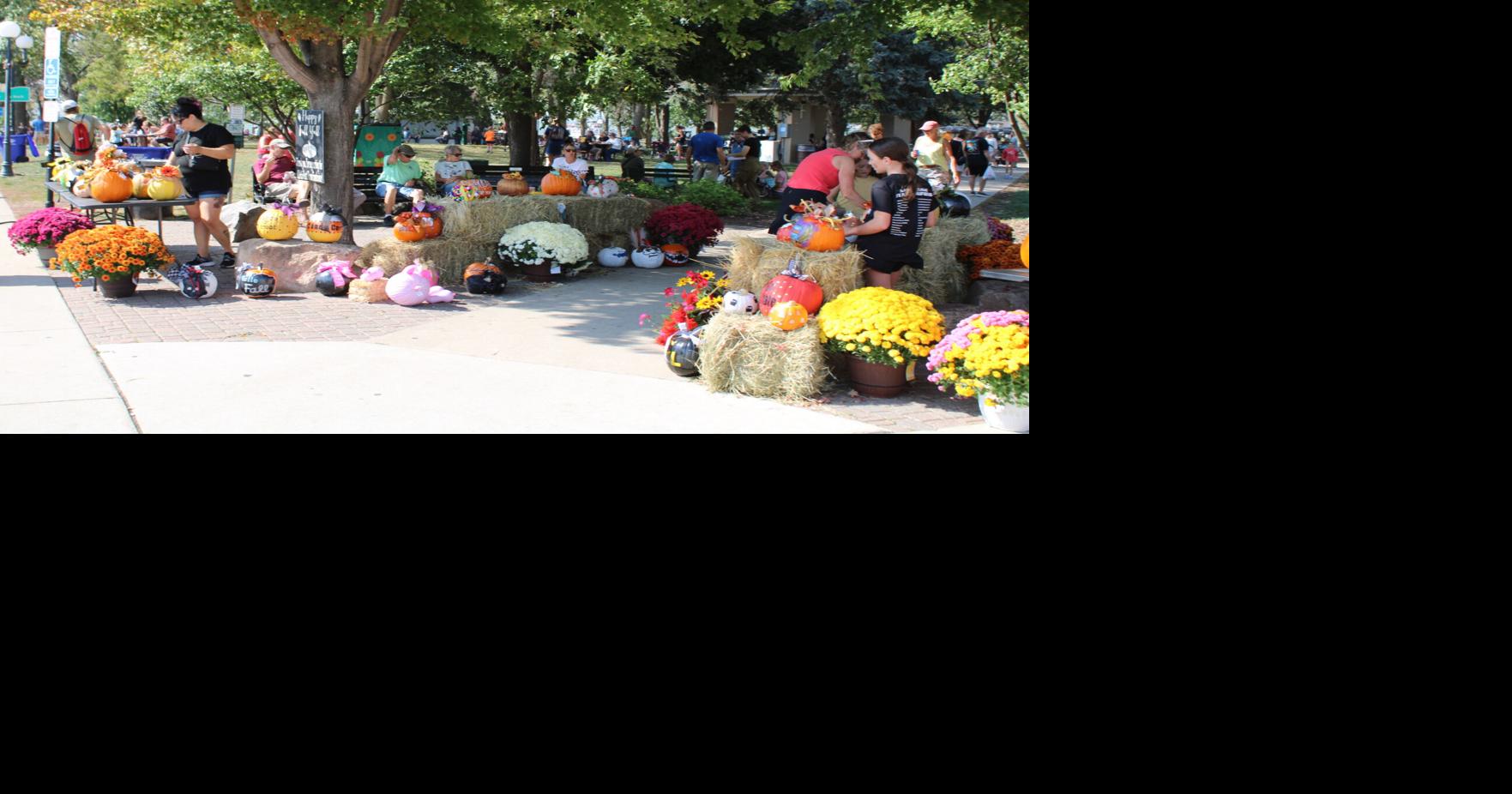 Harvest Festival draws large crowds to downtown Clear Lake