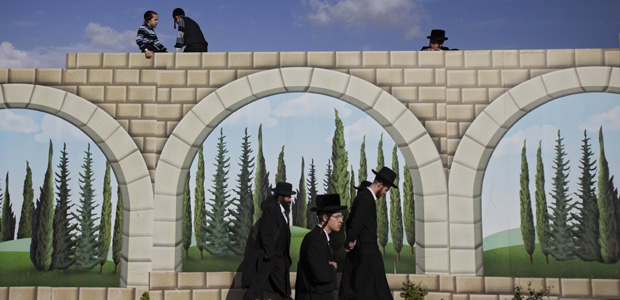 APTOPIX Mideast Israel Rabbi Funeral