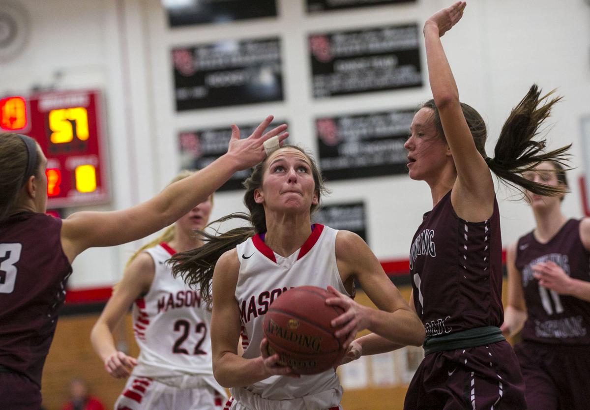 Meyer Nets 1 000th Career Point Mason City Falls To Dowling