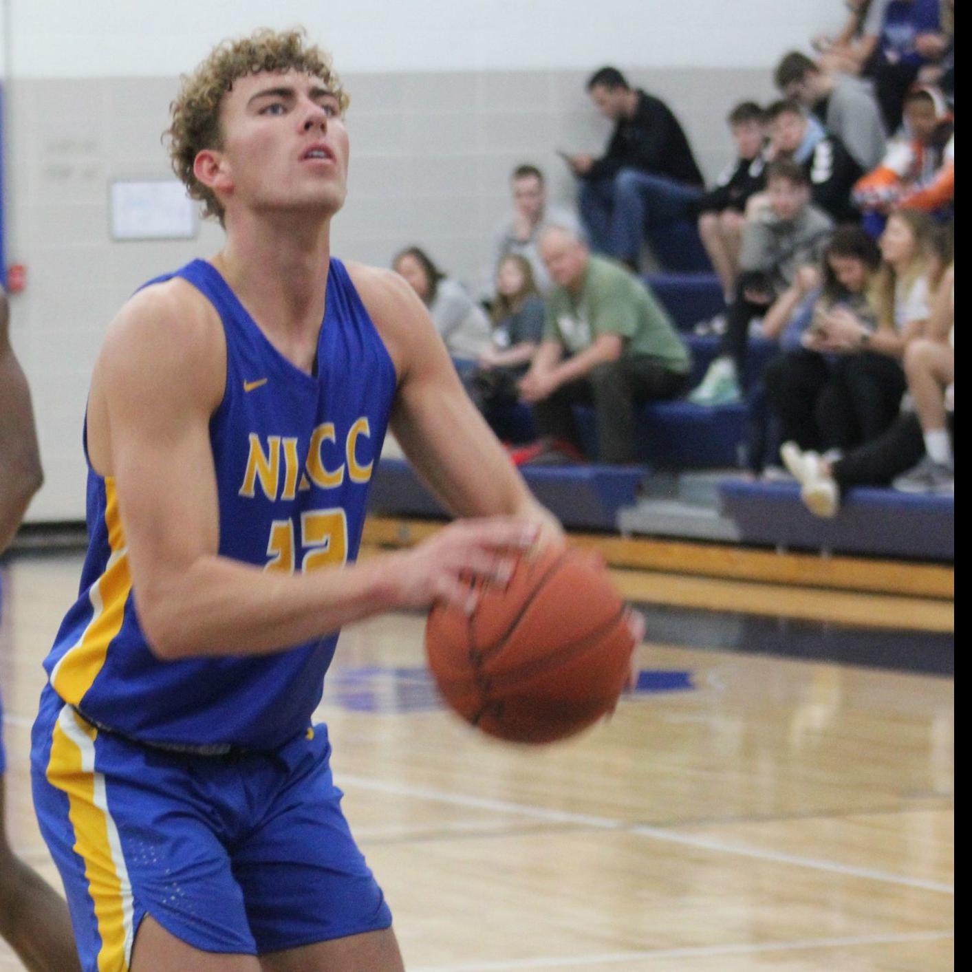 Niacc S Dean Signs Letter Of Intent To Saint Martins North Iowa Sports Globegazette Com